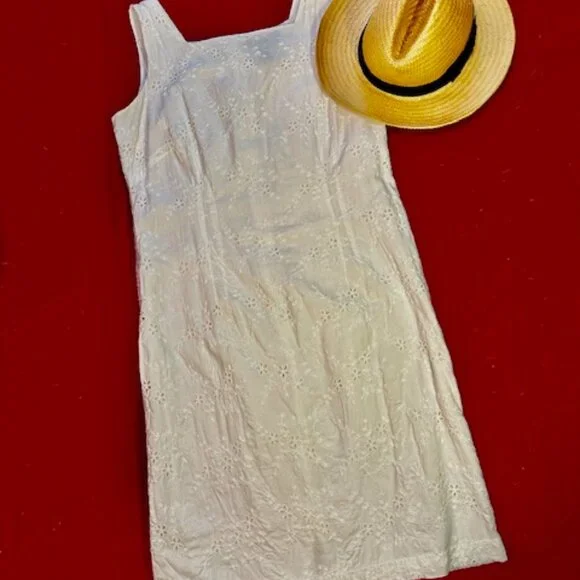 Charter Club White Eyelet dress - Size 10 - Picture 2 of 13